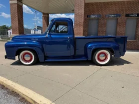 1953 Ford F-100 Pickup