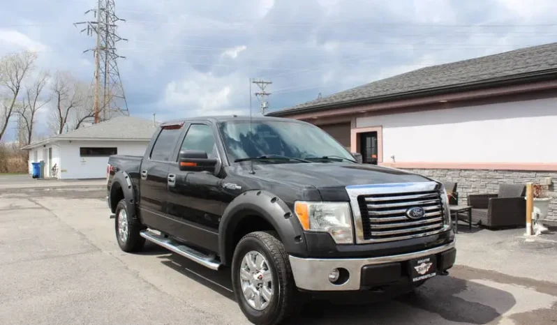 
								2011 Ford F-150 XLT full									