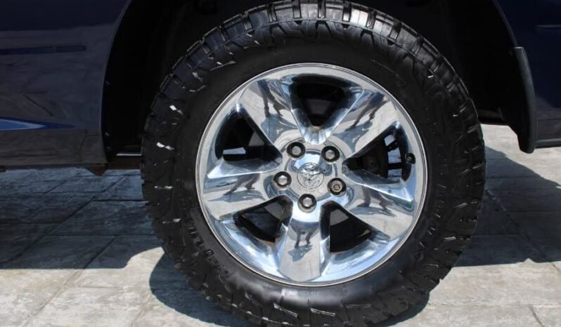 
								2013 Ram 1500 Big Horn full									