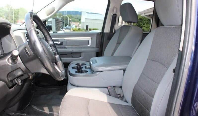 
								2013 Ram 1500 Big Horn full									