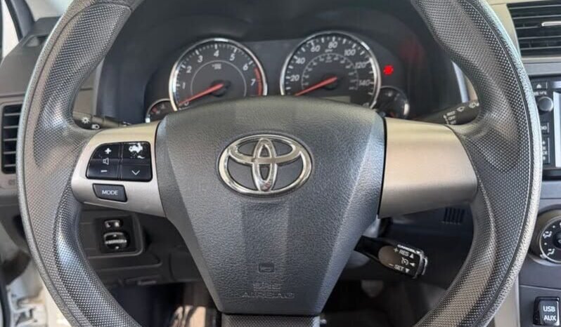 
								2013 Toyota Corolla S full									