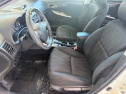 
										2013 Toyota Corolla S full									