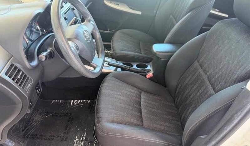 
								2013 Toyota Corolla S full									