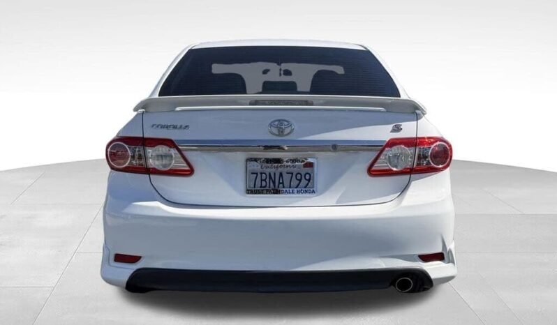 
								2013 Toyota Corolla S full									
