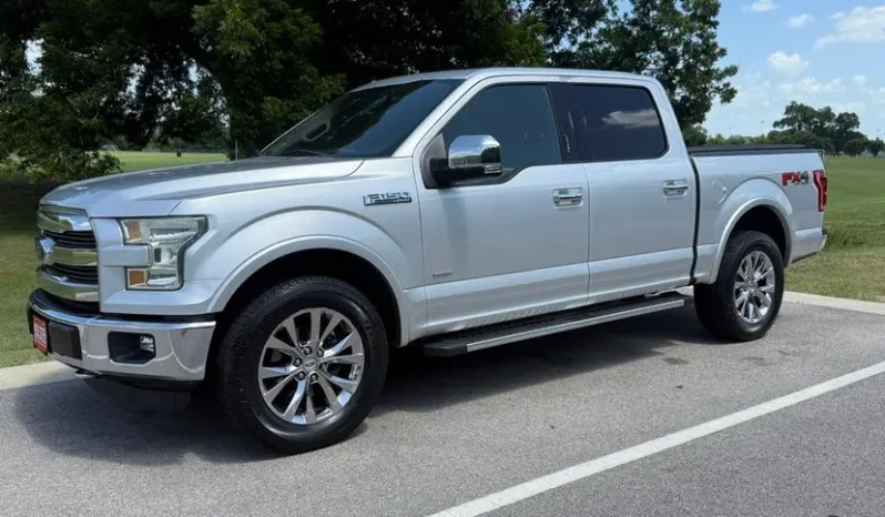 
								2015 Ford F-150 Lariat full									