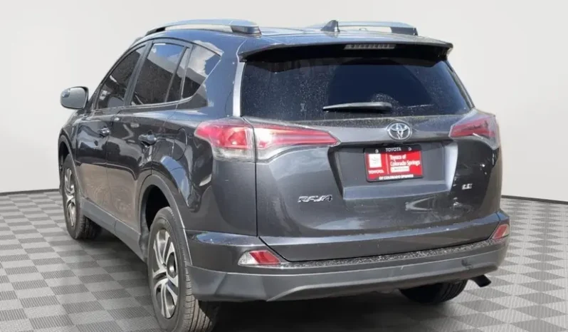 
								2016 Toyota RAV4 LE full									