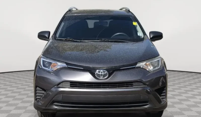 
								2016 Toyota RAV4 LE full									
