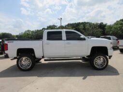 
										2017 Chevrolet Silverado 1500 LT Z71 full									