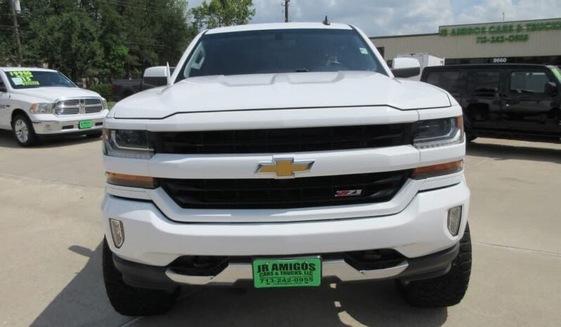 
								2017 Chevrolet Silverado 1500 LT Z71 full									