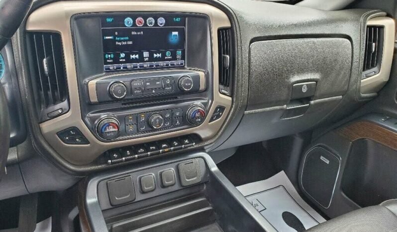 
								2017 GMC Sierra 1500 Denali full									