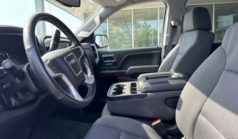 
								2017 GMC Sierra 1500 SLE full									