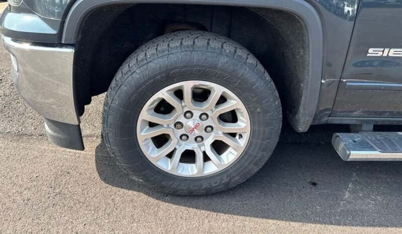
								2017 GMC Sierra 1500 SLE full									