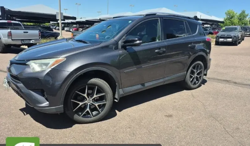 
								2017 Toyota RAV4 SE full									