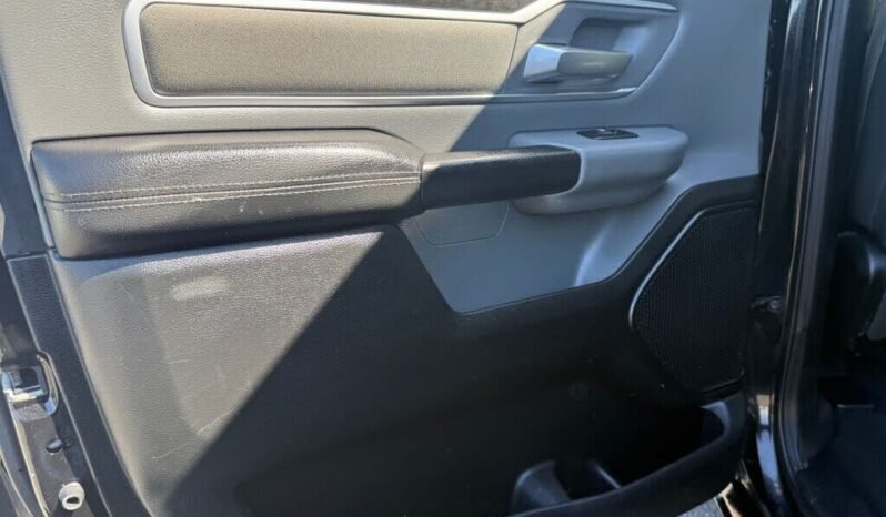 
								2020 Ram 1500 Big Horn full									
