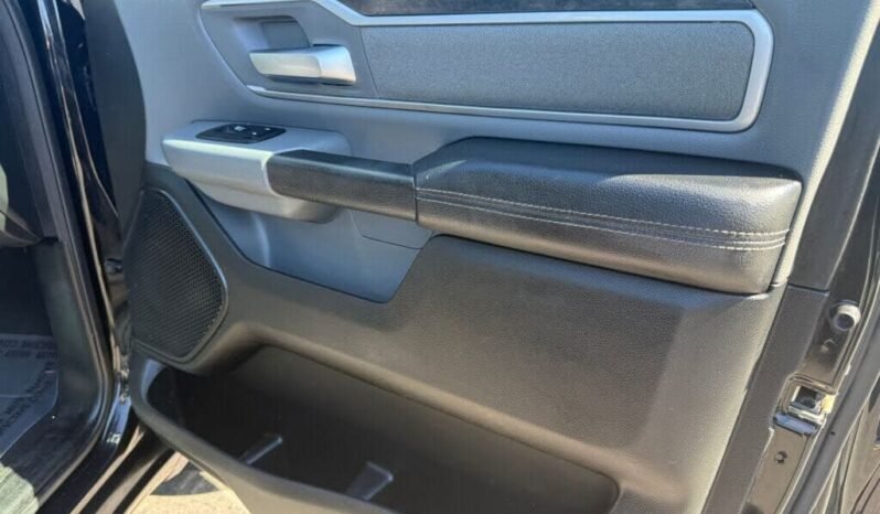 
								2020 Ram 1500 Big Horn full									