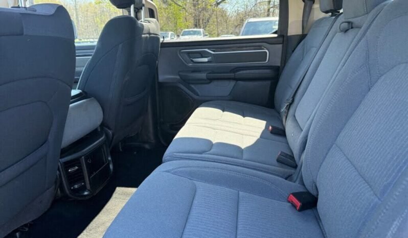 
								2020 Ram 1500 Big Horn full									