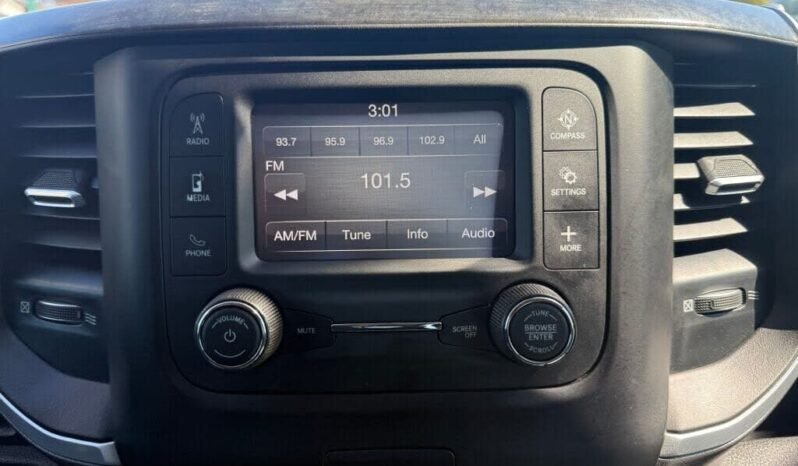 
								2020 Ram 1500 Big Horn full									