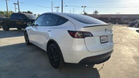 2021 Tesla Model Y Long Range Sport Utility 4D