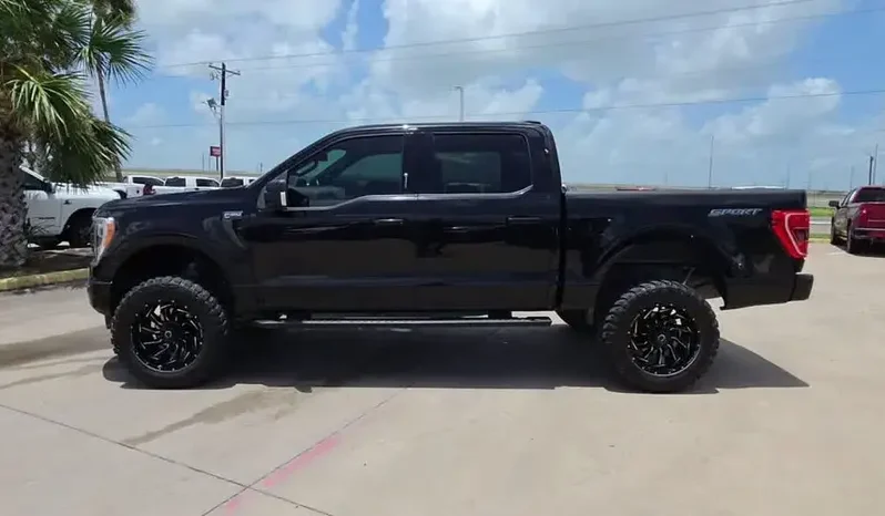 
								2022 Ford F-150 XLT full									