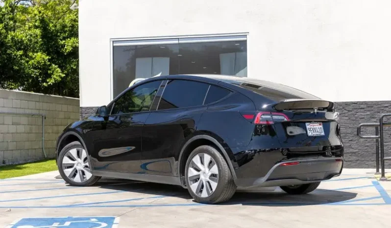 
								2022 Tesla Model Y Long Range full									