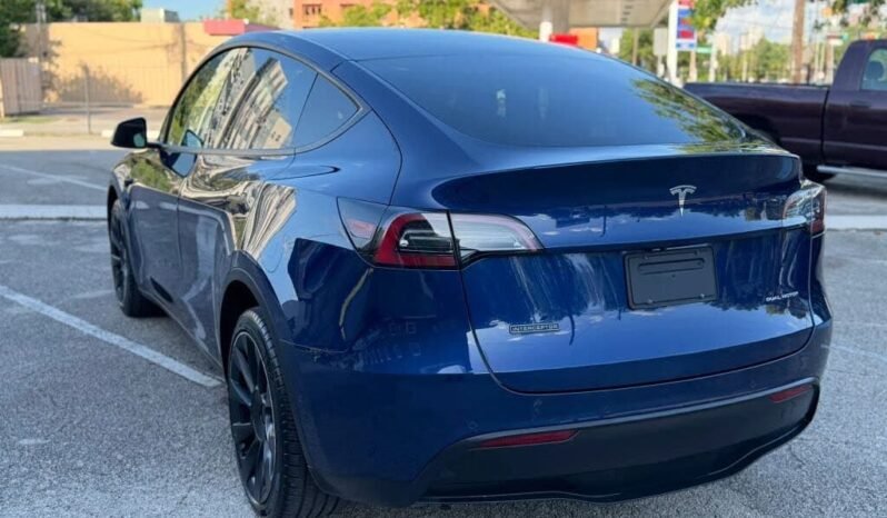 
								2022 Tesla Model Y Long Range full									