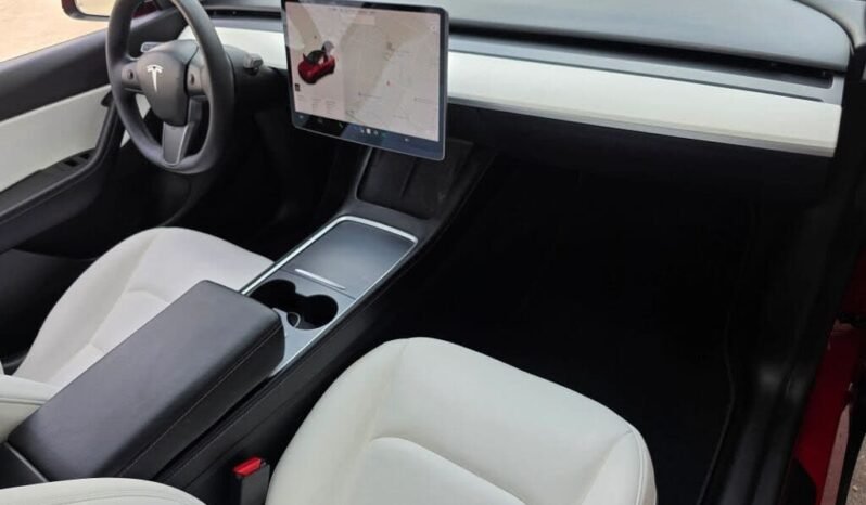 
								2022 Tesla Model Y Performance full									