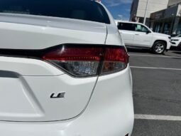 
										2022 Toyota Corolla LE full									