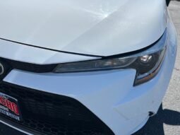 
										2022 Toyota Corolla LE full									