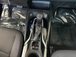 
										2022 Toyota Corolla LE full									