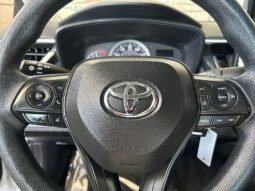 
										2022 Toyota Corolla LE full									