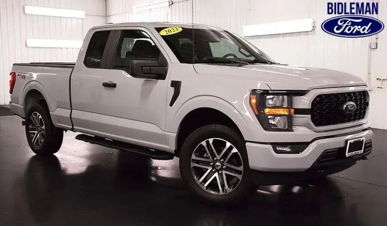 
								2023 Ford F-150 XL full									