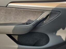 
										2023 Tesla Model Y null full									