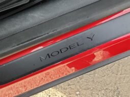 
										2023 Tesla Model Y null full									