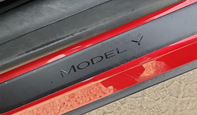 
								2023 Tesla Model Y null full									