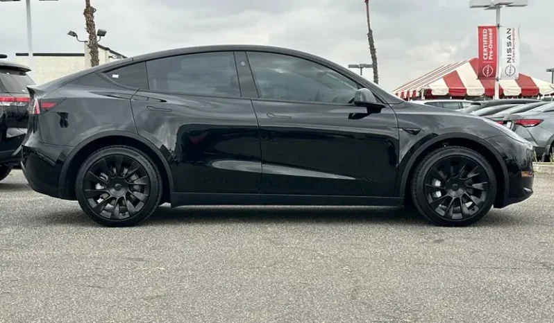 
								2023 Tesla Model Y Long Range full									