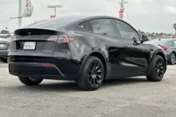 
										2023 Tesla Model Y Long Range full									