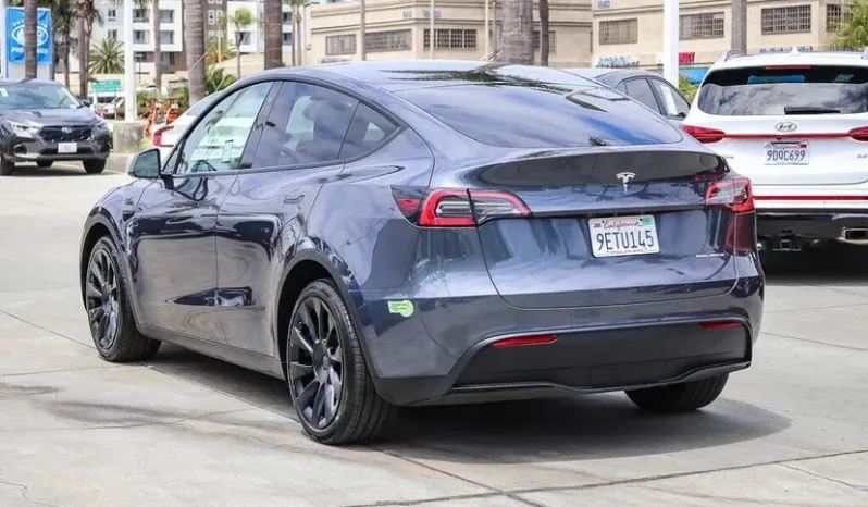 
								2023 Tesla Model Y Long Range full									