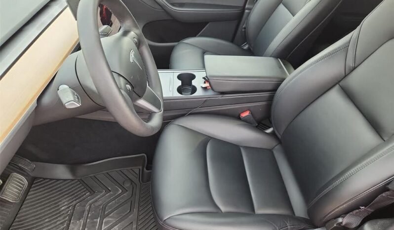 
								2023 Tesla Model Y null full									