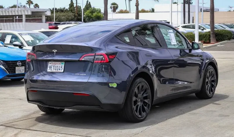 
								2023 Tesla Model Y Long Range full									