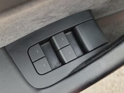 
										2023 Tesla Model Y null full									