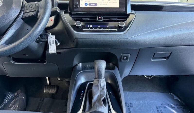 
								2023 Toyota Corolla LE full									