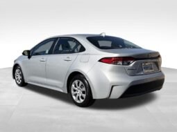 
										2023 Toyota Corolla LE full									
