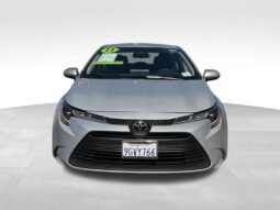 
										2023 Toyota Corolla LE full									