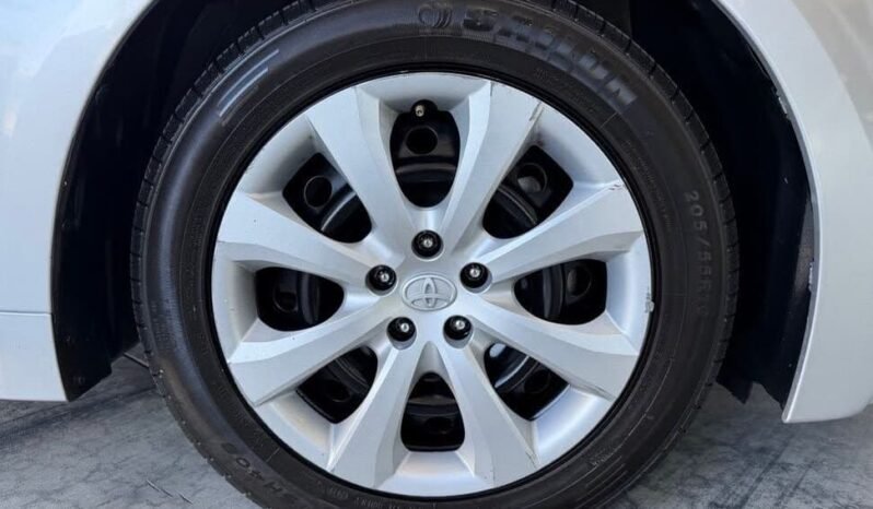 
								2023 Toyota Corolla LE full									