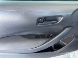
										2023 Toyota Corolla LE full									