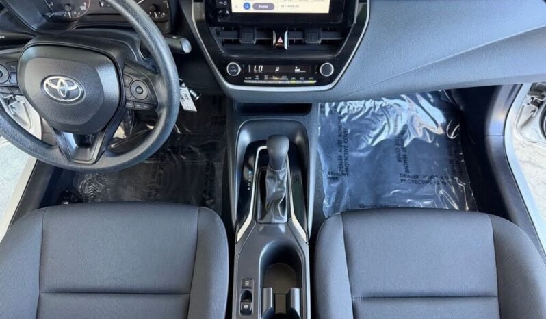 
								2023 Toyota Corolla LE full									