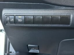 
										2024 Toyota Corolla LE full									