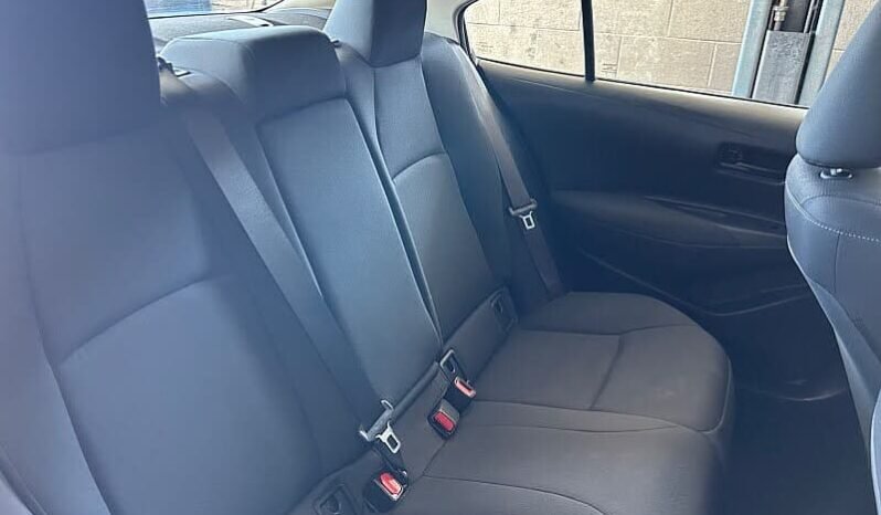 
								2024 Toyota Corolla LE full									