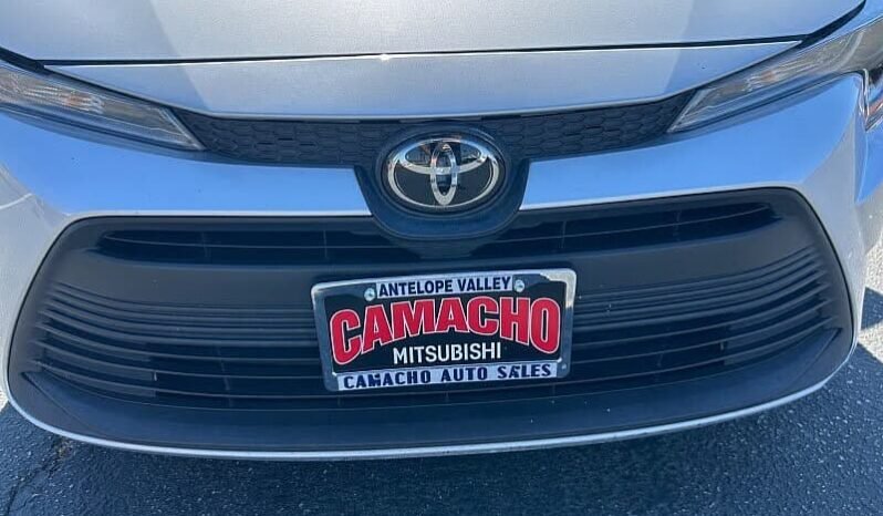 
								2024 Toyota Corolla LE full									