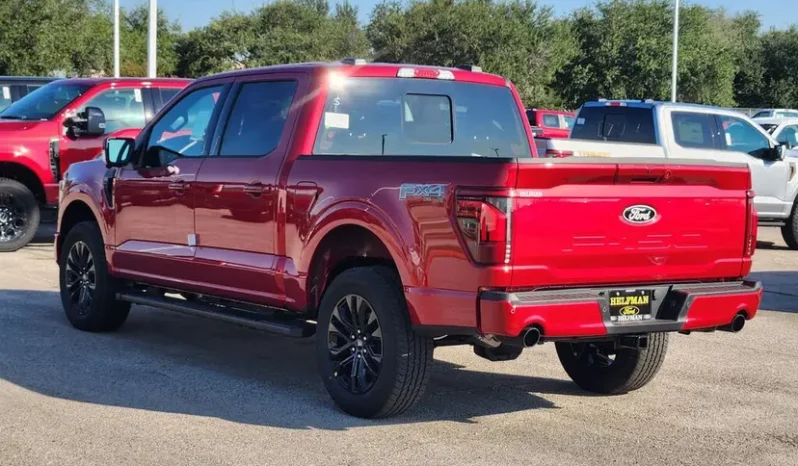 
								2025 Ford F-150 Lariat&reg; full									